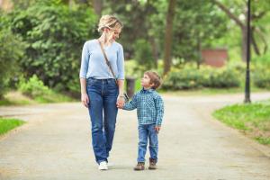 Kaip ugdyti smalsumą ir dėmesio vaiko: Top 5 Įrodytas būdai