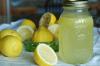 Kaip atsikratyti sąnarių skausmas su citrinos žievelės pagalba