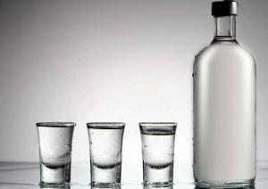 Ką alkoholis gali būti skiedžiamas vandeniu