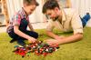 Kodėl vaikai, su kuriais žaidžia tėčiai, yra laimingi ir sėkmingi? LEGO® palikimas