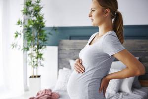 Ko nedėvėti nėščioms moterims?
