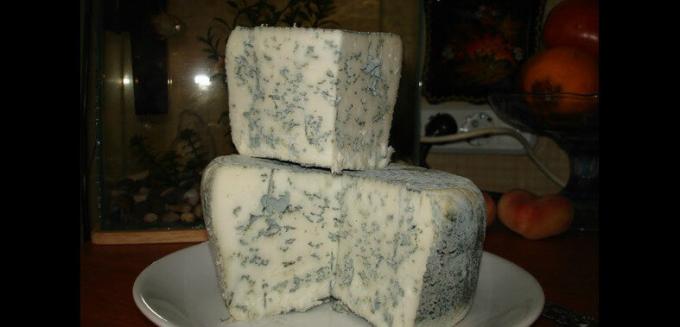 Rokforo sūrio - Rokforo sūrį