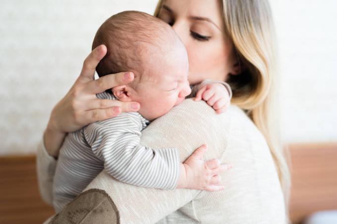Viduriavimas kūdikiams, kodėl nusiminusi žarnyną ir kaip padėti?