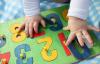 Smulkiosios motorikos lavinimas: pirštukų žaidimai vaikams nuo 4 mėnesių iki 3 metų