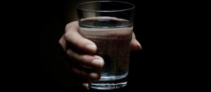Stikline vandens - stiklinė vandens