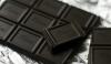 Juodasis šokoladas saugo nuo depresijos