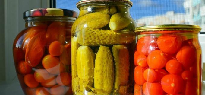 Pickles - marinuoti agurkėliai
