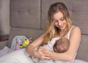 Kaip išsaugoti šeimą, kuri turi mažą vaiką: 7 patarimai jaunoms mamoms